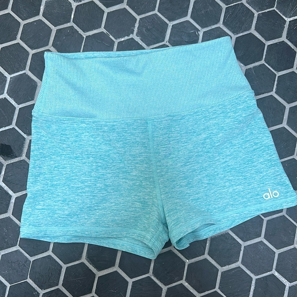 Alo Booty Shorts - teal color